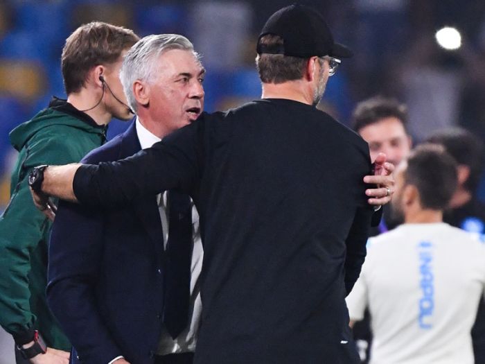 Carlo Ancelotti (kiri) dan Juergen Klopp