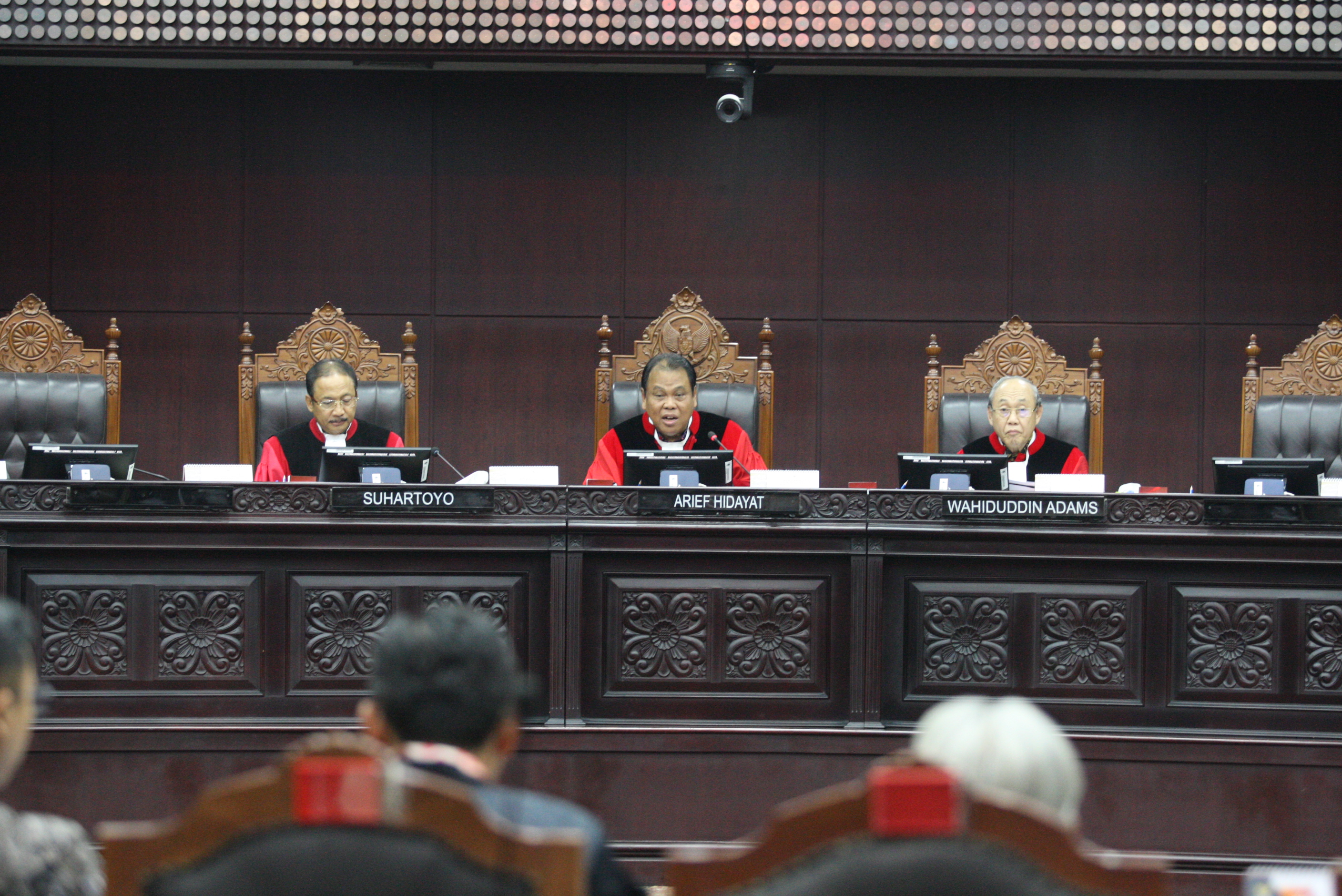 Mahkamah Konstitusi mengadakan sidang Pengujian UU Nomor 30 Tahun 2002 tentang Komisi Pemberantasan Korupsi