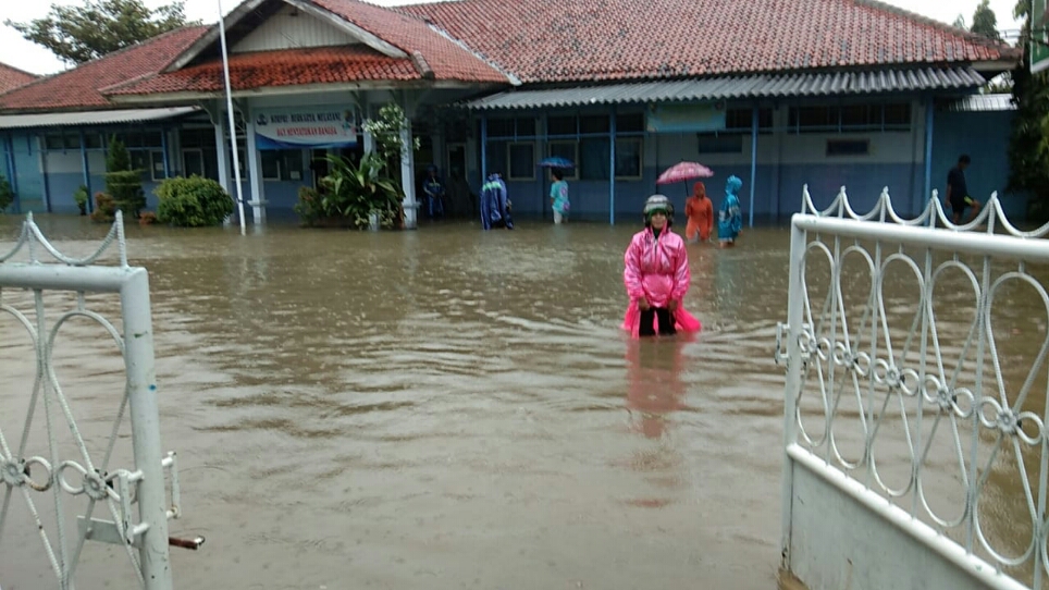 Sekolah di Pekalongan diliburkan terimbas banjir