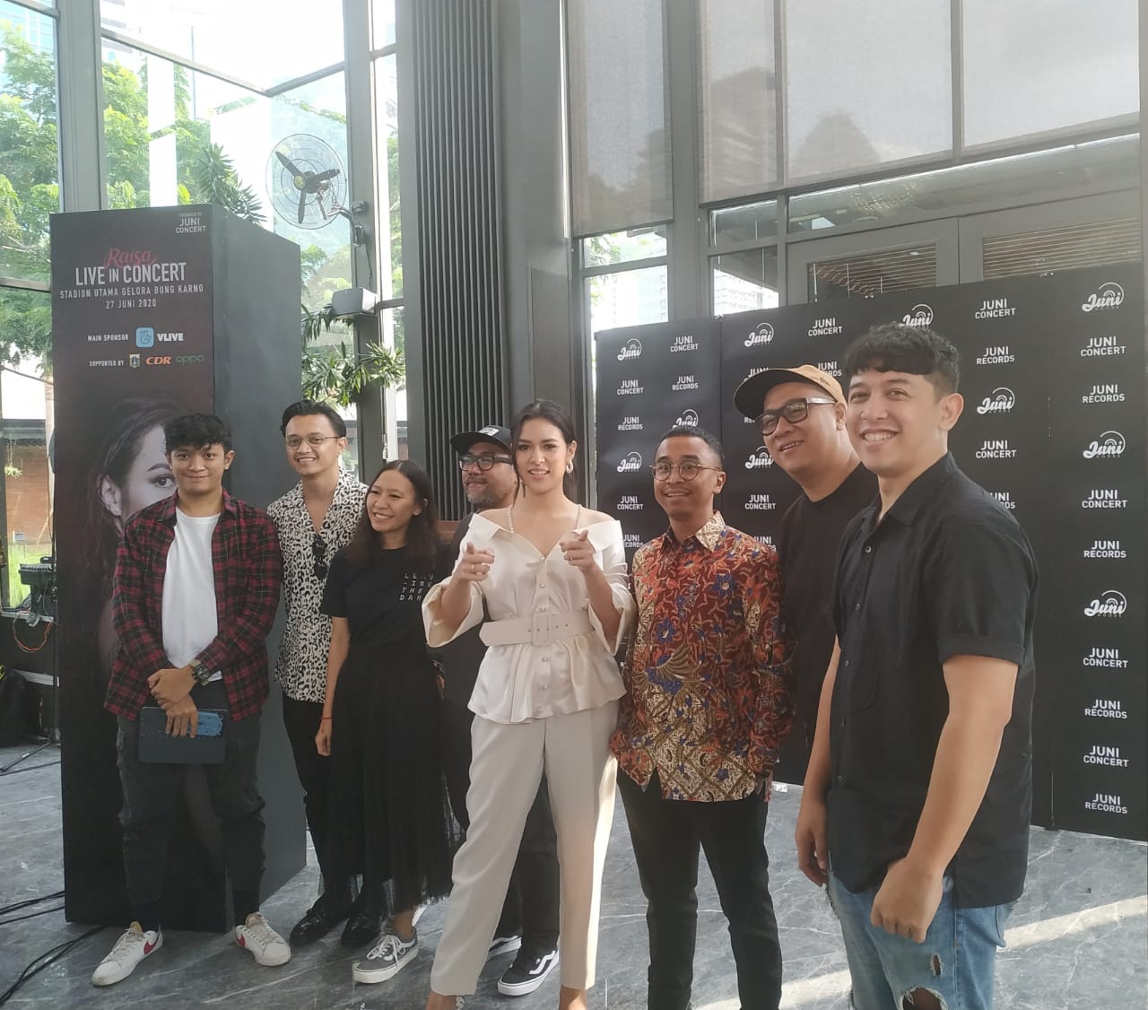 Suasana jumpa pers singel terbaru Raisa, Teristimewa, di Jakarta, Kamis (13/2).w