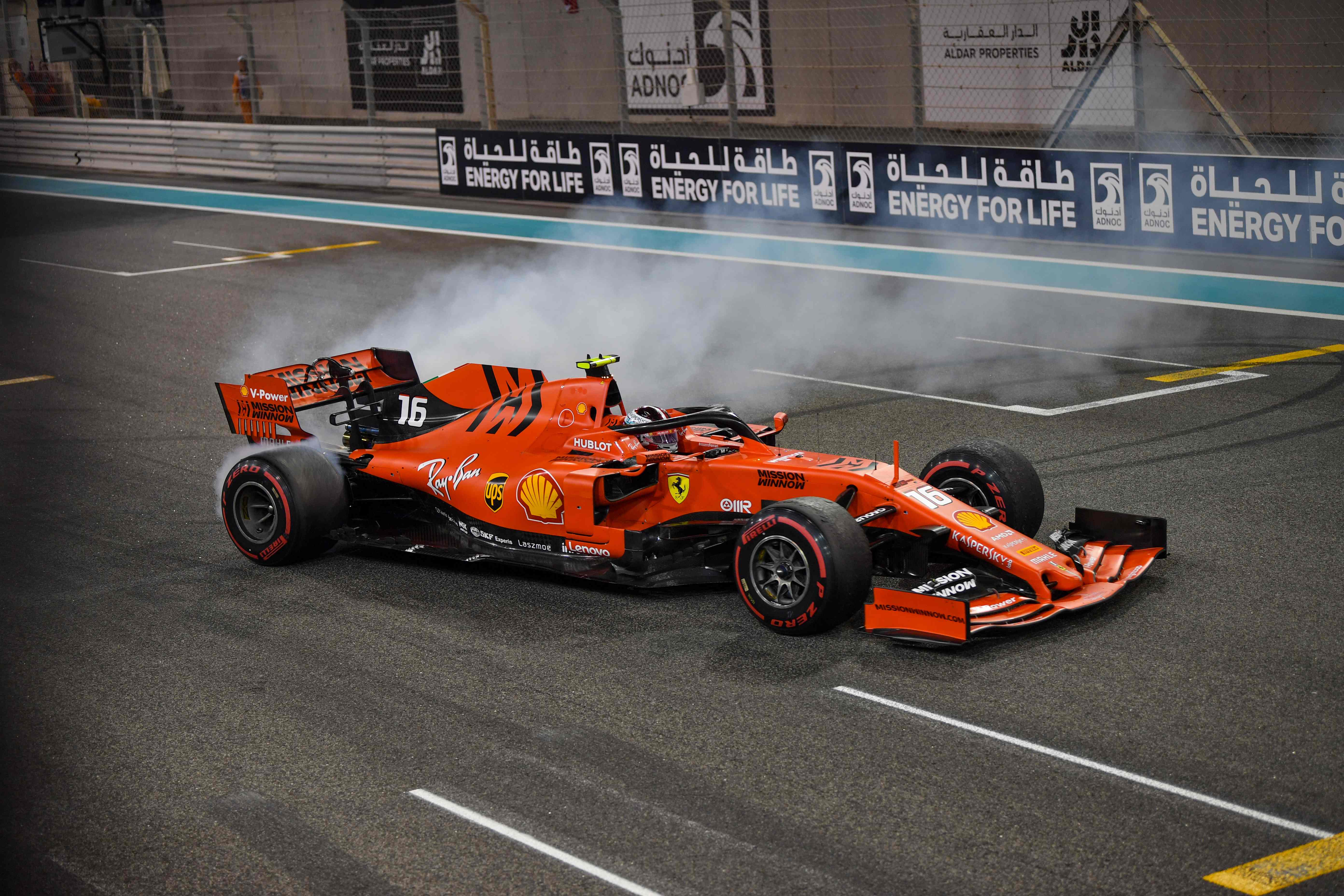 Mobil Ferrari yang dikemudikan Charles Leclerc