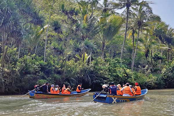 Menyusuri Amazon ala Pacitan
