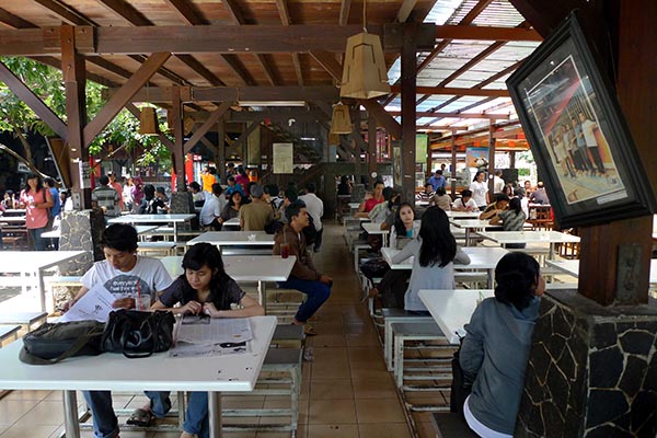 Integrasikan Kampus dan Kantin lewat Ponsel