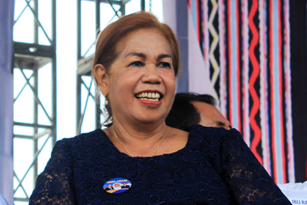 Bupati Rote Ndao Paulina Haning-Bullu 