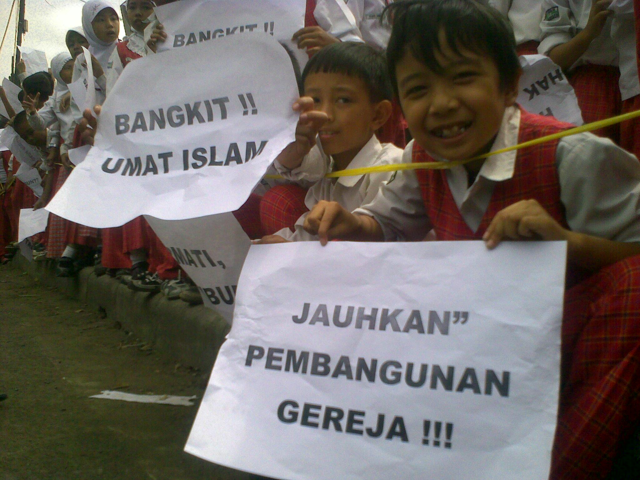 Ilustrasi Intoleransi umat Beragama.