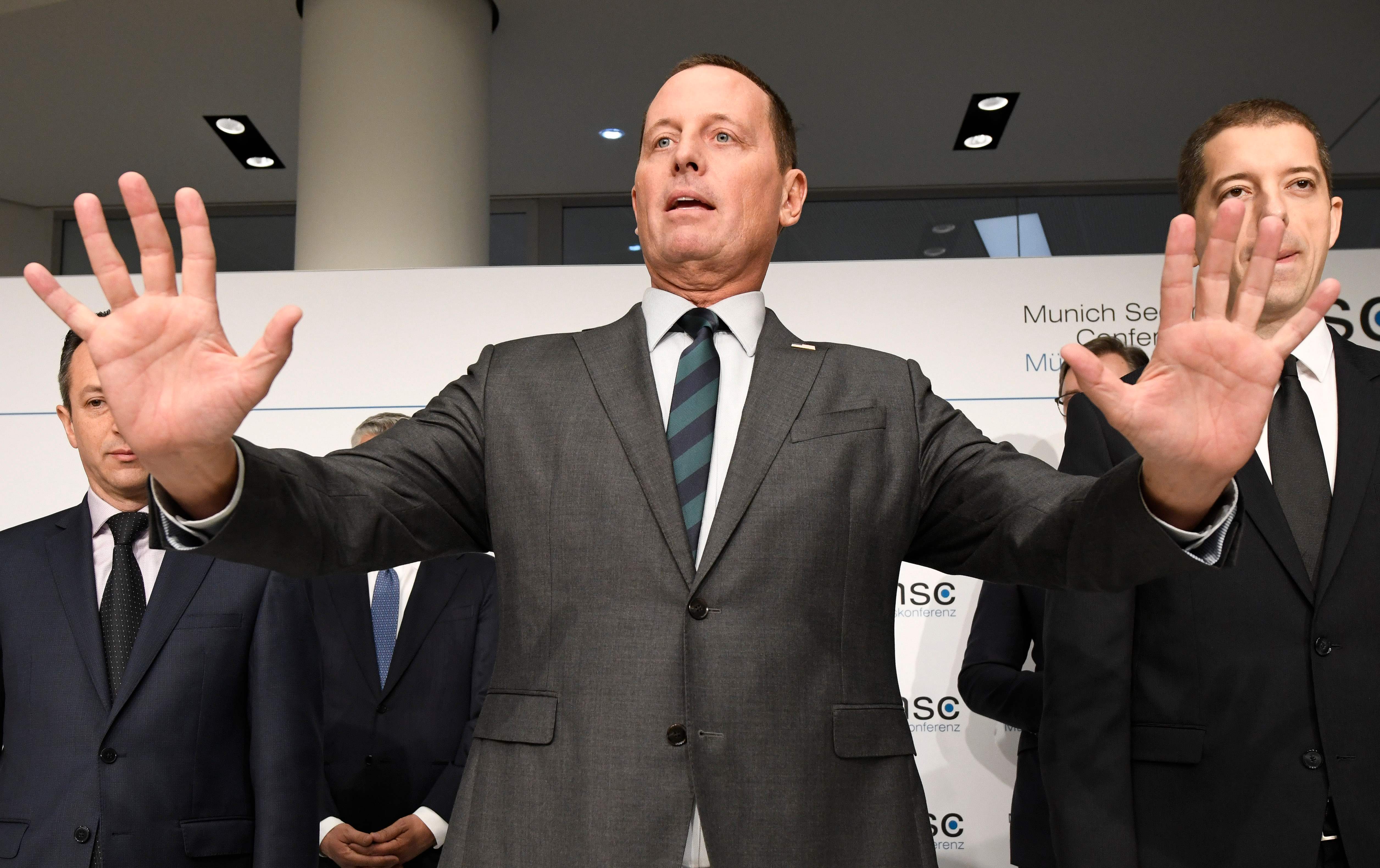 Dubes Amerika Serikat untuk Jerman, Richard Grenell, mengatakan Presiden Donald Trump mengintruksikan untuk tidak berbisnis dengan Huawei.