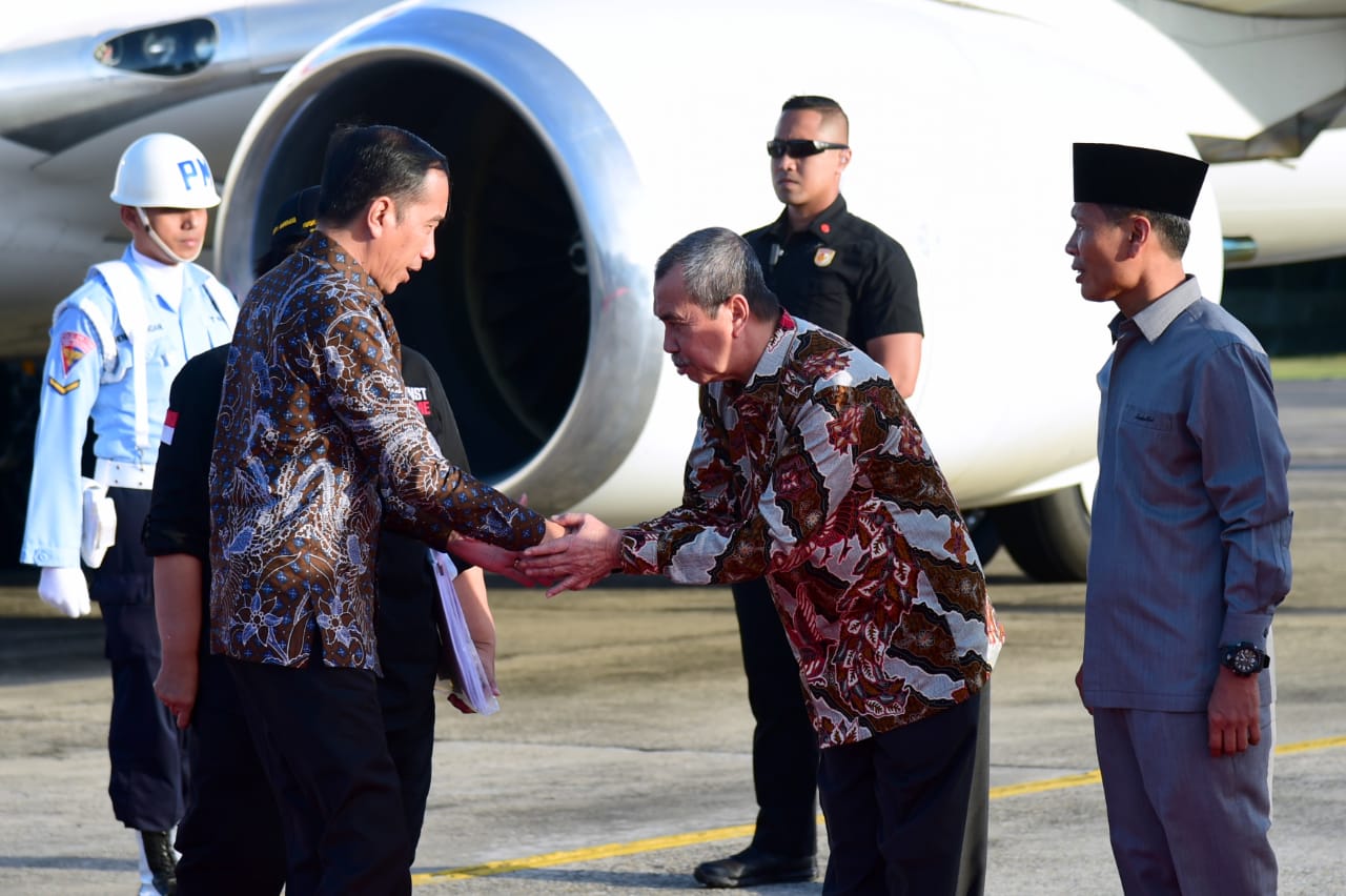 Presiden Joko Widodo tiba di Riau