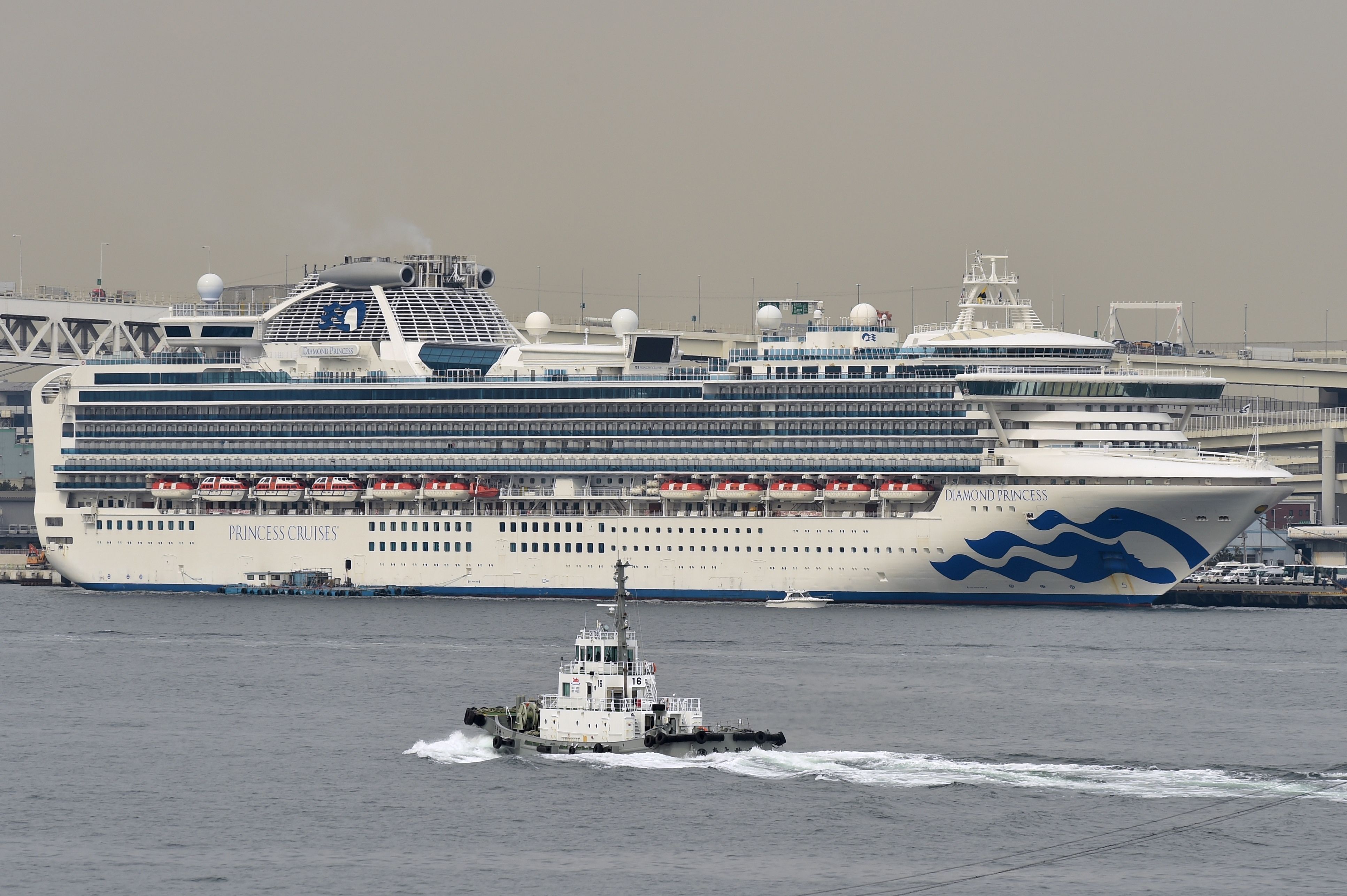 Kapal pesiar Diamond Princess terlibat di Terminal Daikoku Pier Cruise, Yokohama, Jepang.