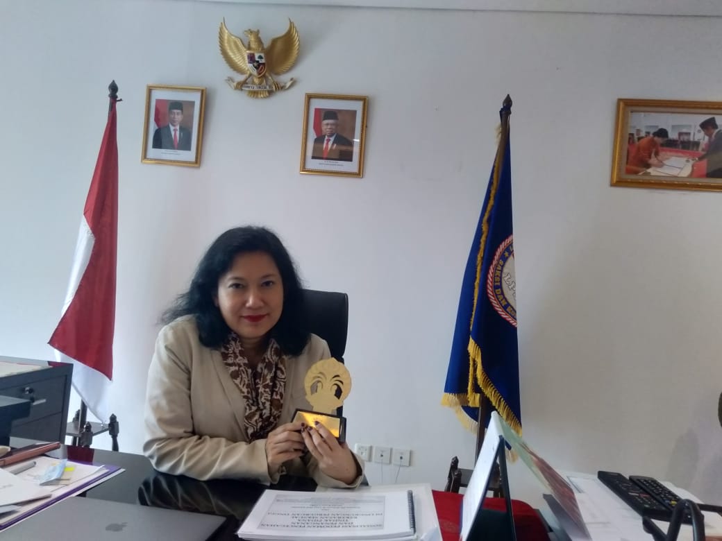 Alumnus UI yang juga Wakil Ketua Lembaga Perlindungan Korban dan Saksi (LPSK) periode 2019-2024 Livia Istania DF Iskandar. 