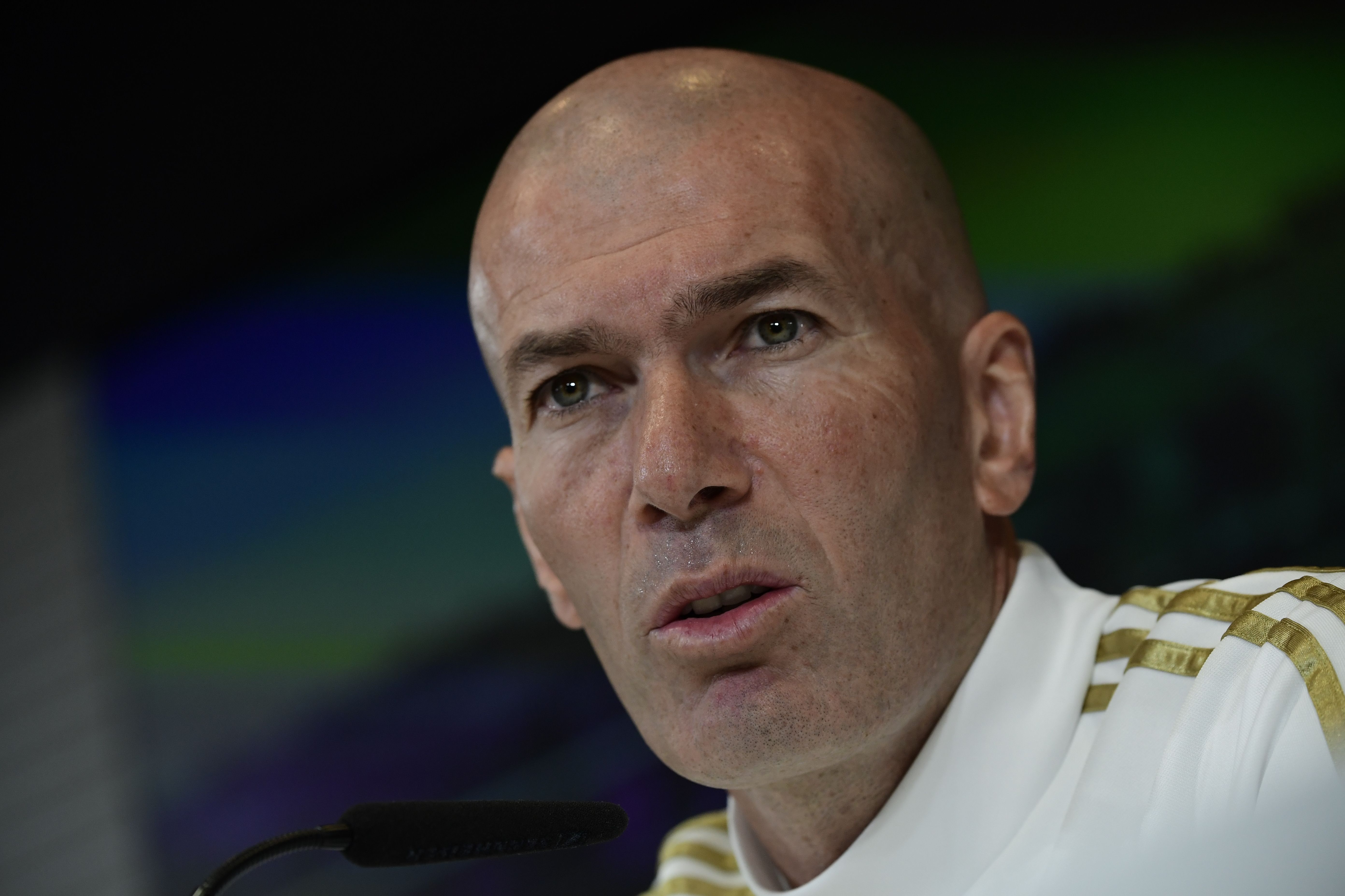 Pelatih Real Madrid Prancis Zinedine Zidane mengadakan konferensi pers di tempat latihan klub di Valdebebas di pinggiran Madrid  
