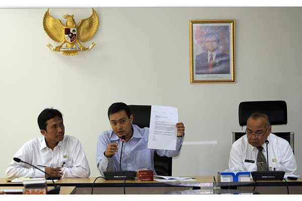 Kepala Dinas Pariwisata dan Ekonomi Kreatif DKI Jakarta, Cucu Ahmad Kurnia (tengah). 