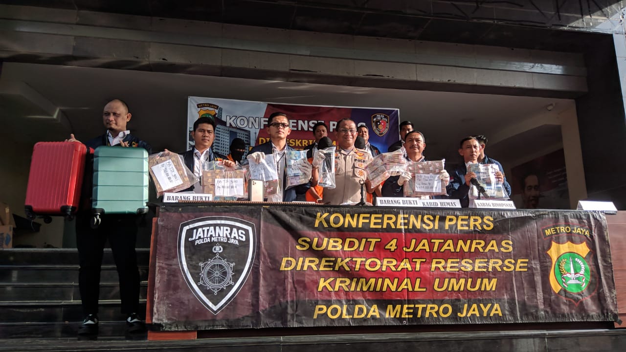 Ditinggal Pergi, Sopir Gasak Uang Majikan Rp4,25 Miliar