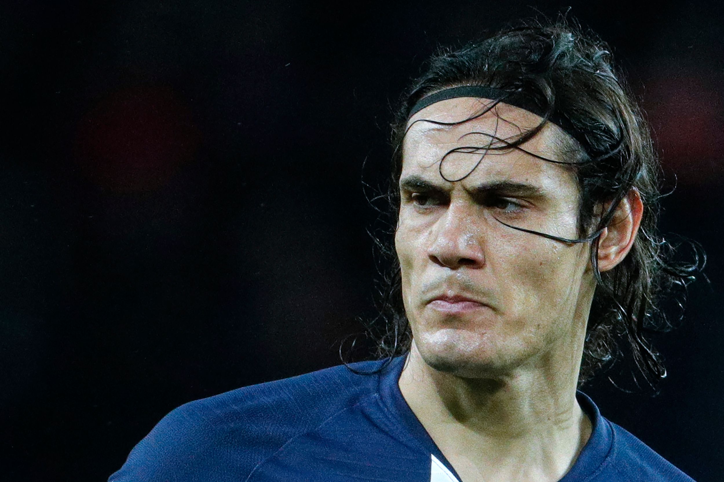 Gilas Dijon, Cavani Gagal Cetak Gol ke-200 untuk PSG