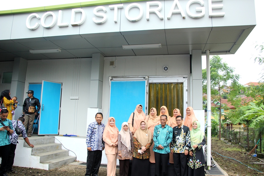 Bangunan Cold storage hibah dari kementrian KKP yang diterima Kabupaten subang.