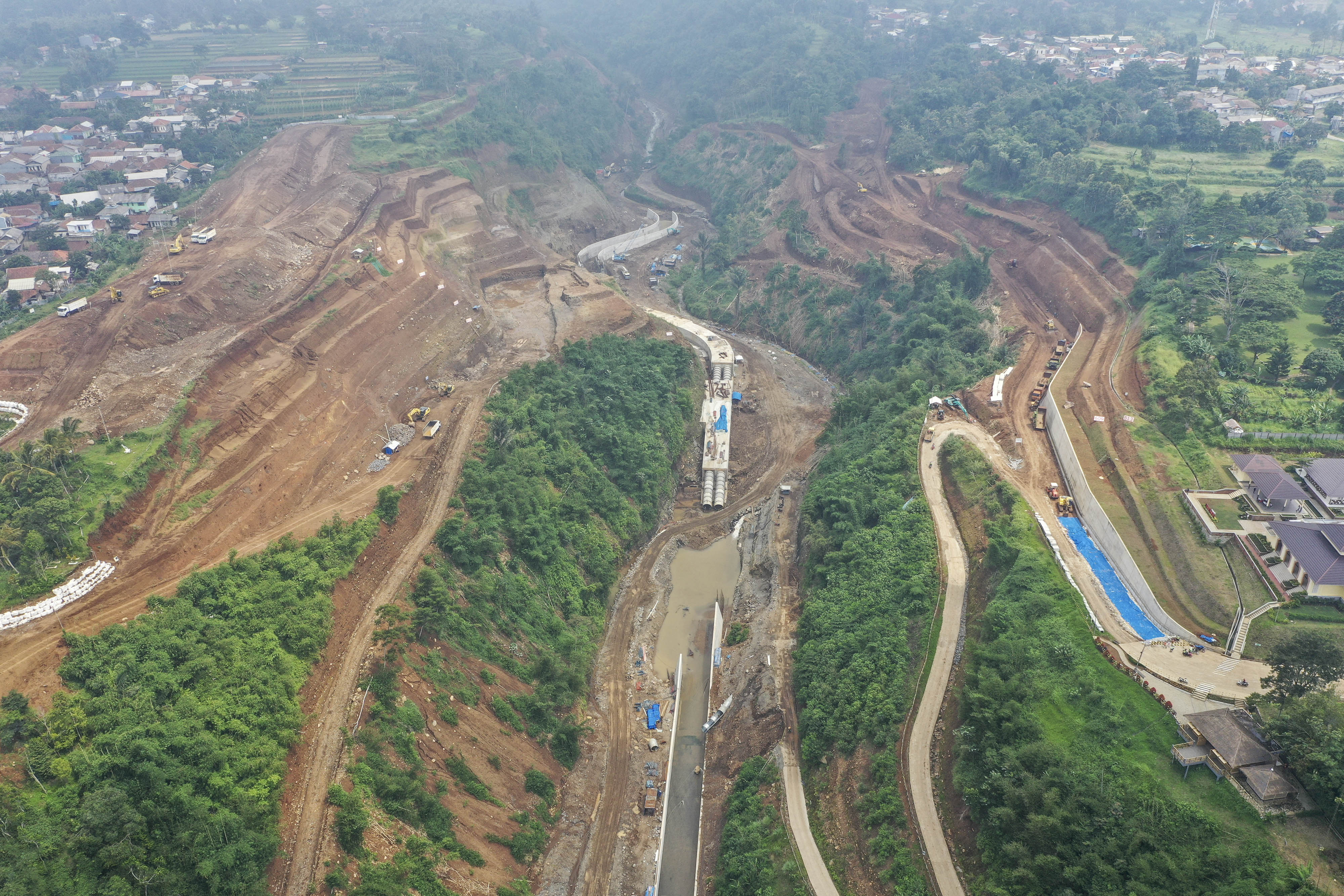 Pembangunan bendungan Ciawi