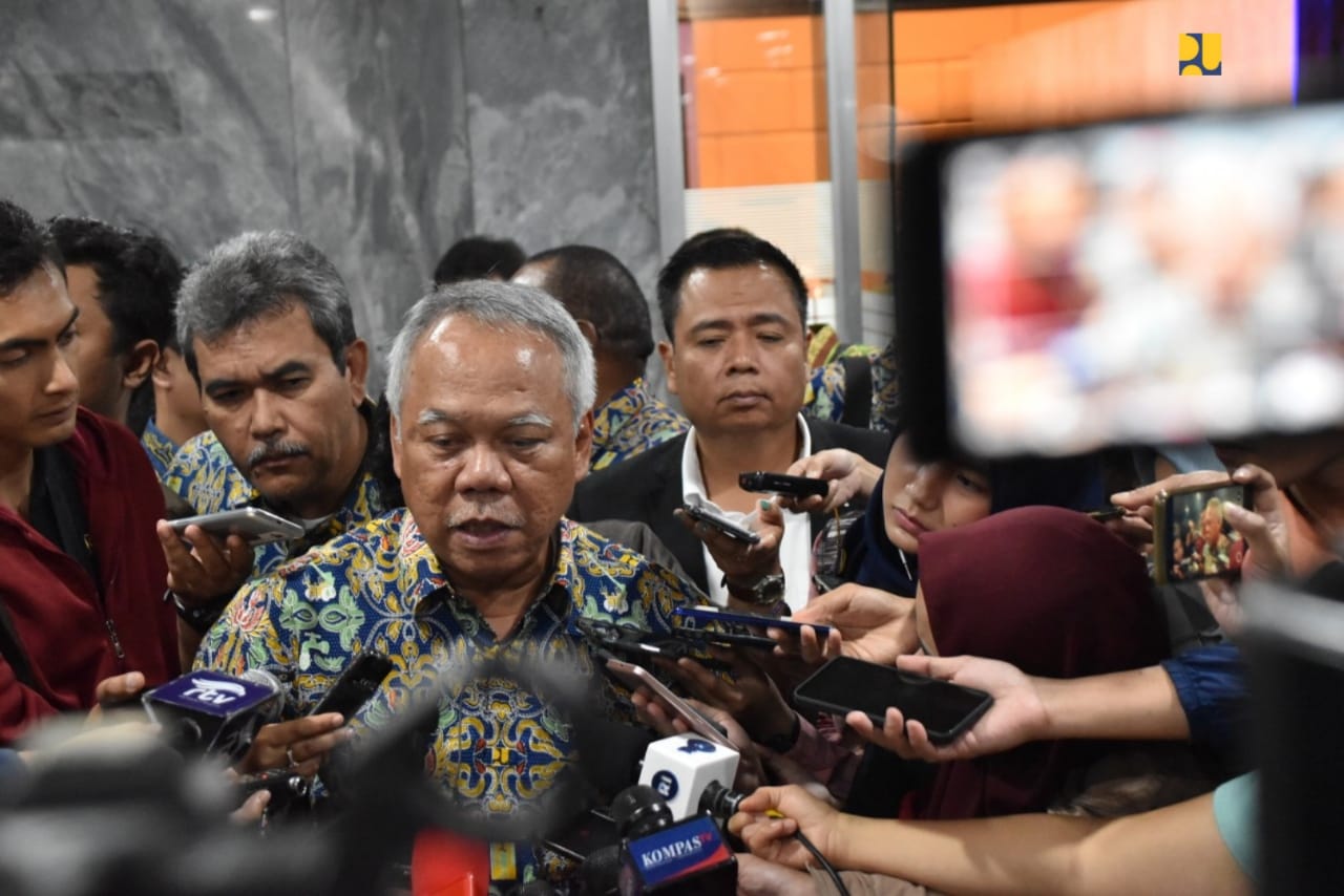 Menteri PUPR Basuki di Kompleks DPR RI.
