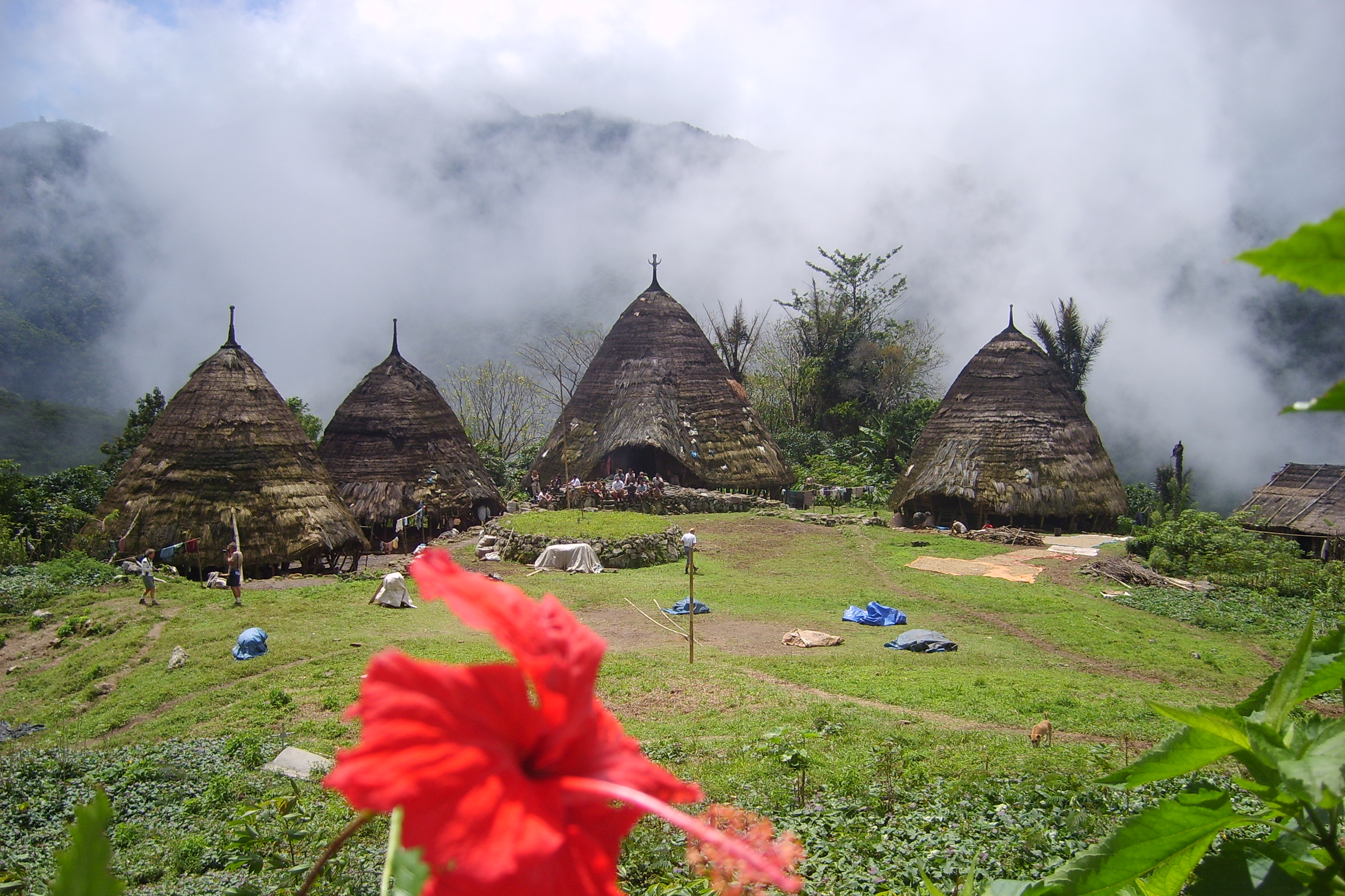 Rumah Adat Wae Rebo