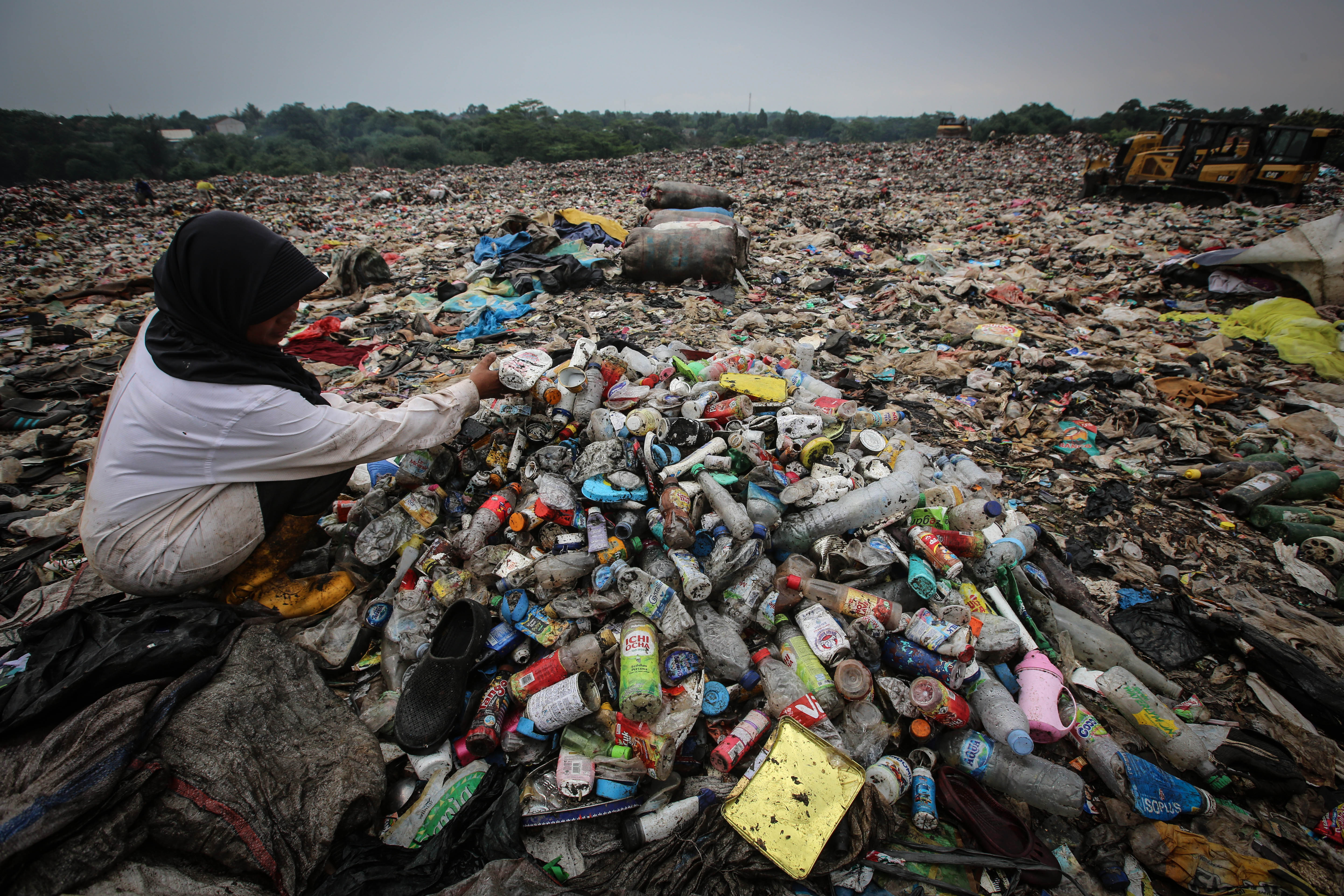 Rata-rata sampah plastik di Kabupaten Cianjur mencapai 2% per hari. 