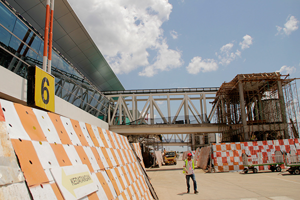 Proses pembangunan bandara baru
