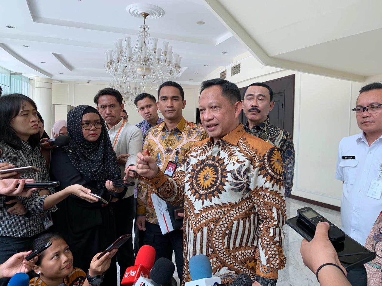 Menteri Dalam Negeri, Tito Karnavian.