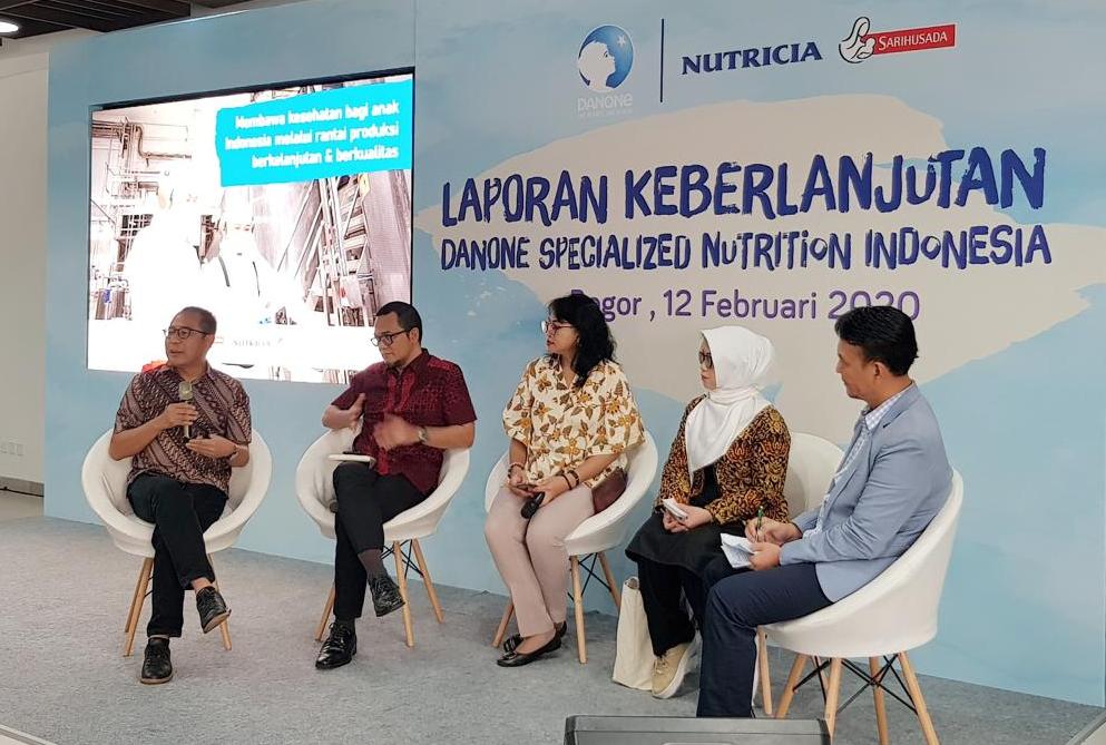 Peluncuran Laporan Keberlanjutan di Kawasan Citeureup, Kabupaten Bogor, Jawa Barat, Rabu (12/2).