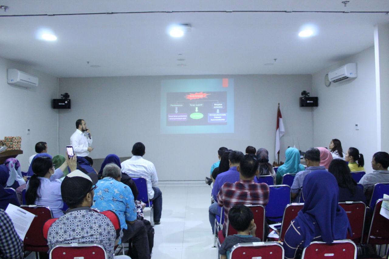  Seminar Tatalaksana Stroke yang Tepat dan Akurat yang dilaksanakan Siloam Hospitals Bekasi, pada Jumat (14/2). 