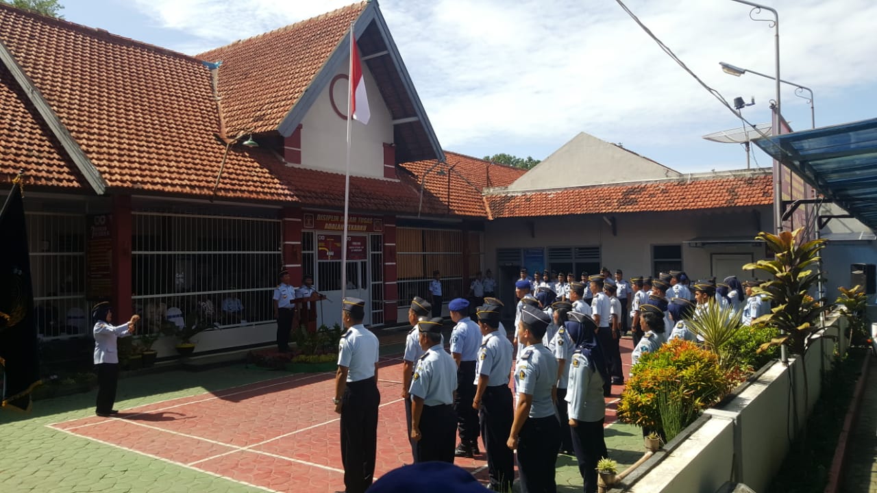 Kakanwil Hukham Jateng Tarsono memimpin deklarasi anti korupsi