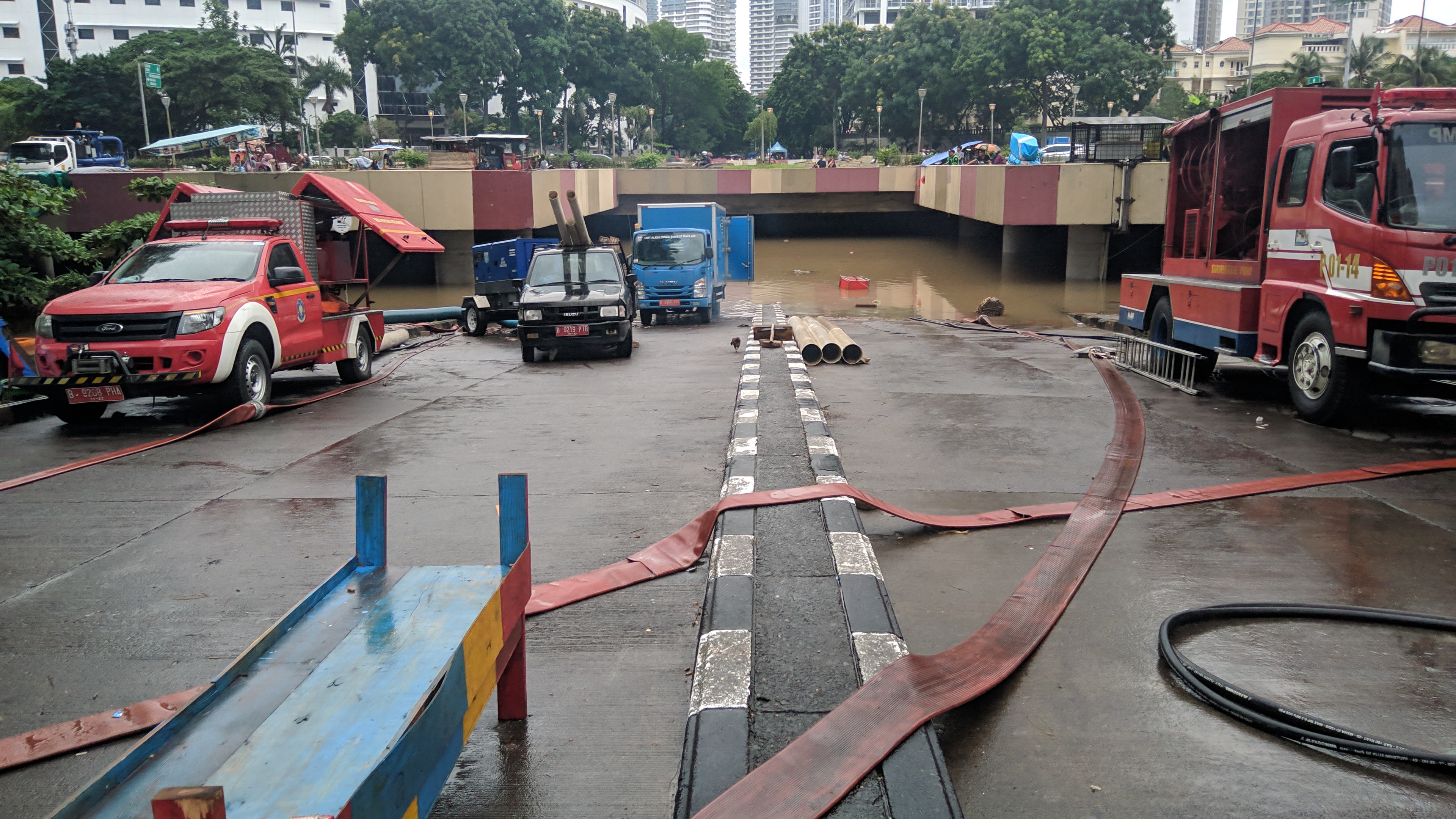 Kondisi underpass Kemayoran pada Sabtu (25/1) sore.