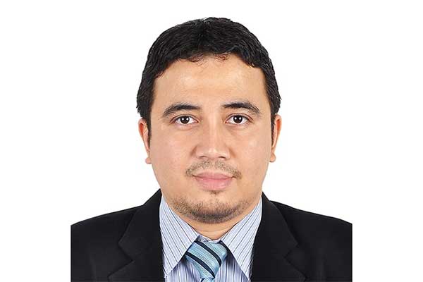 Associate Professor di bidang Teknologi Kimia, King Fahd University of Petroleum and Minerals Arab Saudi Oki Muraza 