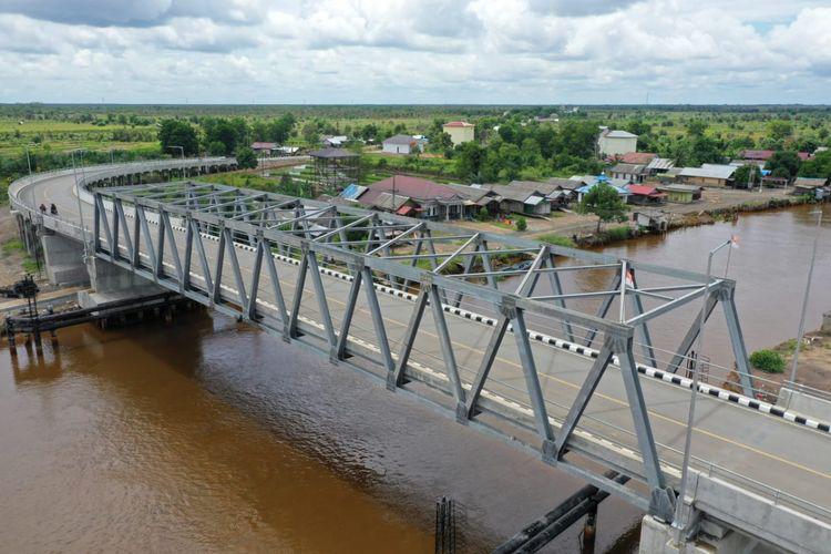  Jembatan kanal antang Kabupaten Tapin