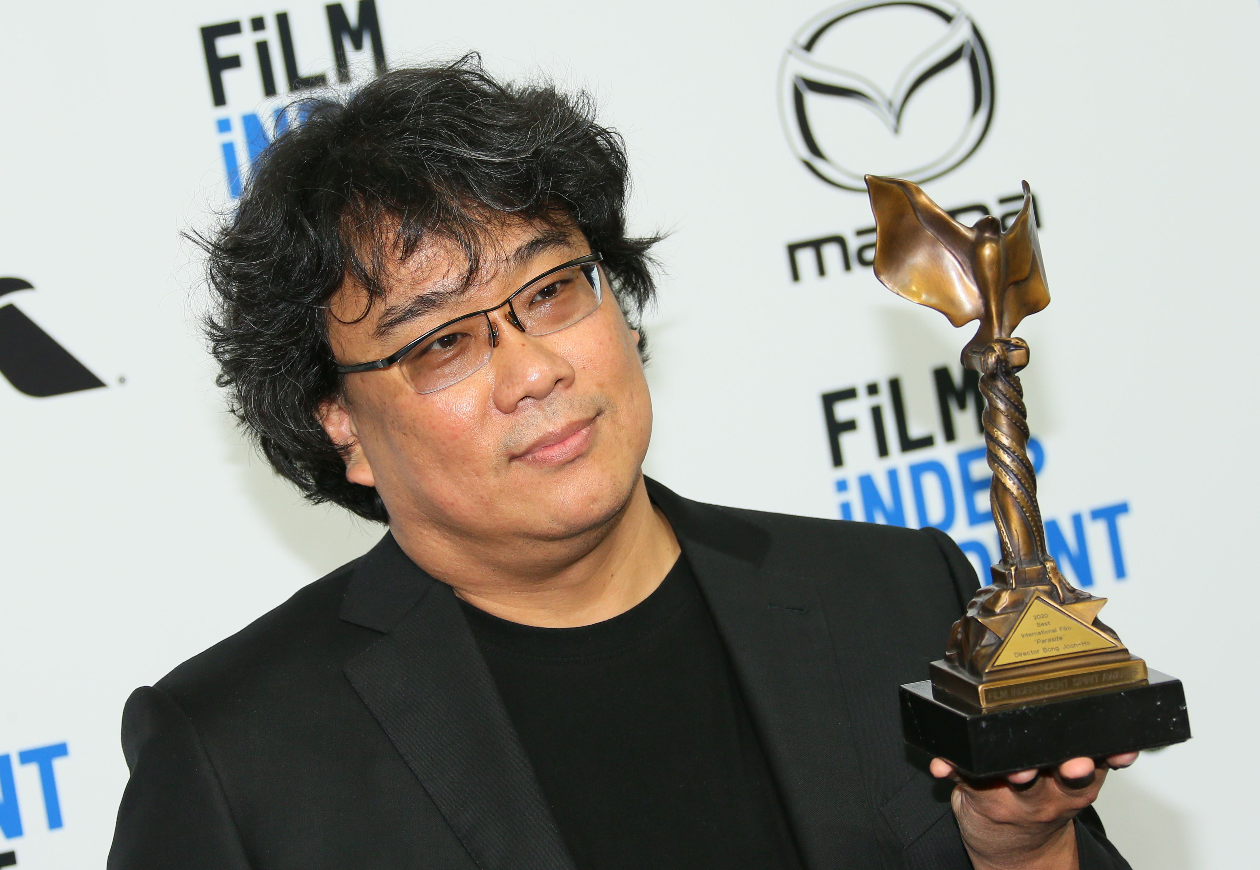 Bong Joon Ho saat memenangi penghargaan Spirit Awards