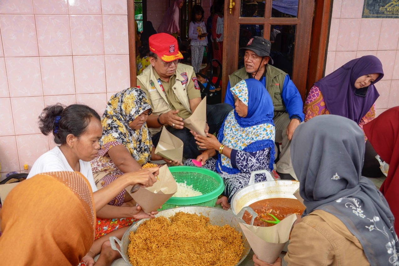 Banjir Terjang Sejumlah Daerah, Kemensos Sigap Kirimkan Bantuan