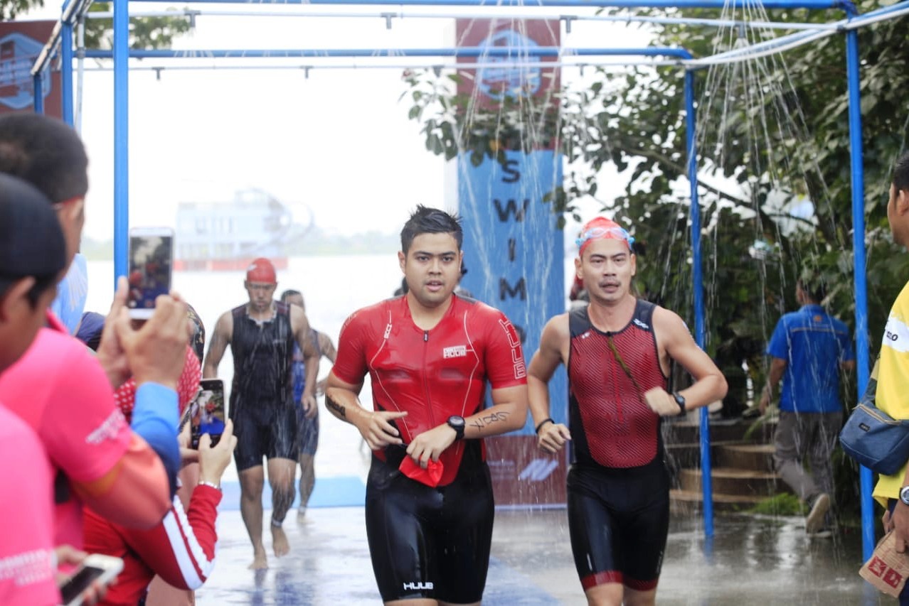Pelaksanaan Palembang Triathlon 2020 di hari kedua di JSC, Minggu (23/2).