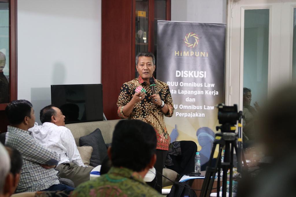Diskusi Himpuni soal Omnibus law