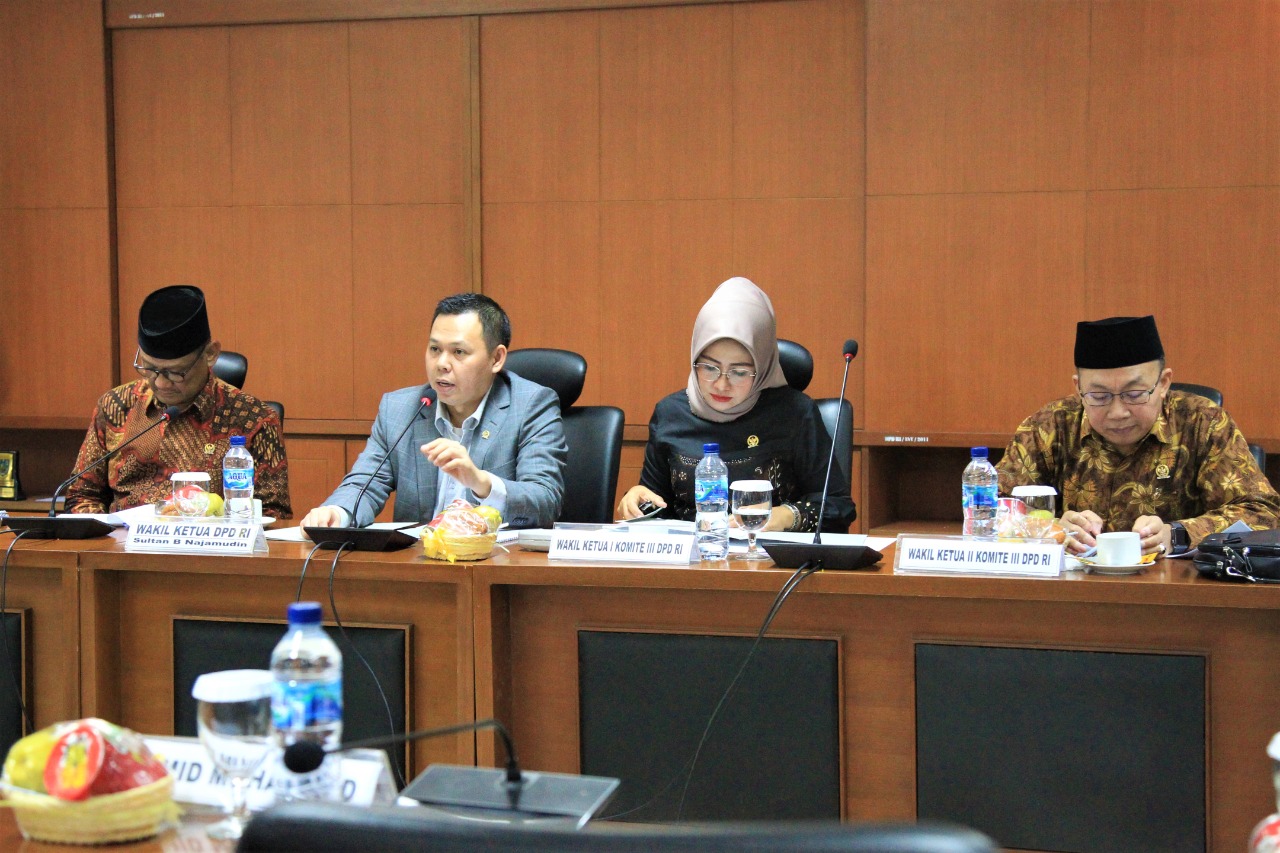 DPD RI Desak Mendikbud Tingkatkan Kualitas Pendidikan di Daerah