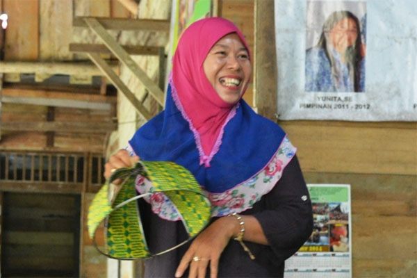 Ida Saparida, atau yang lebih dikenal sebagai Ibu Ida, baru saja terpilih menjadi salah satu pahlawan DCF 2019.