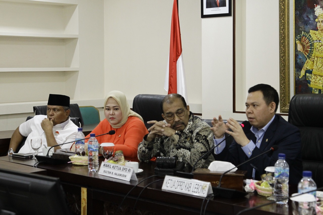 Pertemuan antara DPRD Kabupaten Lebong dan anggota DPD RI asal daerah Pemilihan Provinsi Bengkulu. 