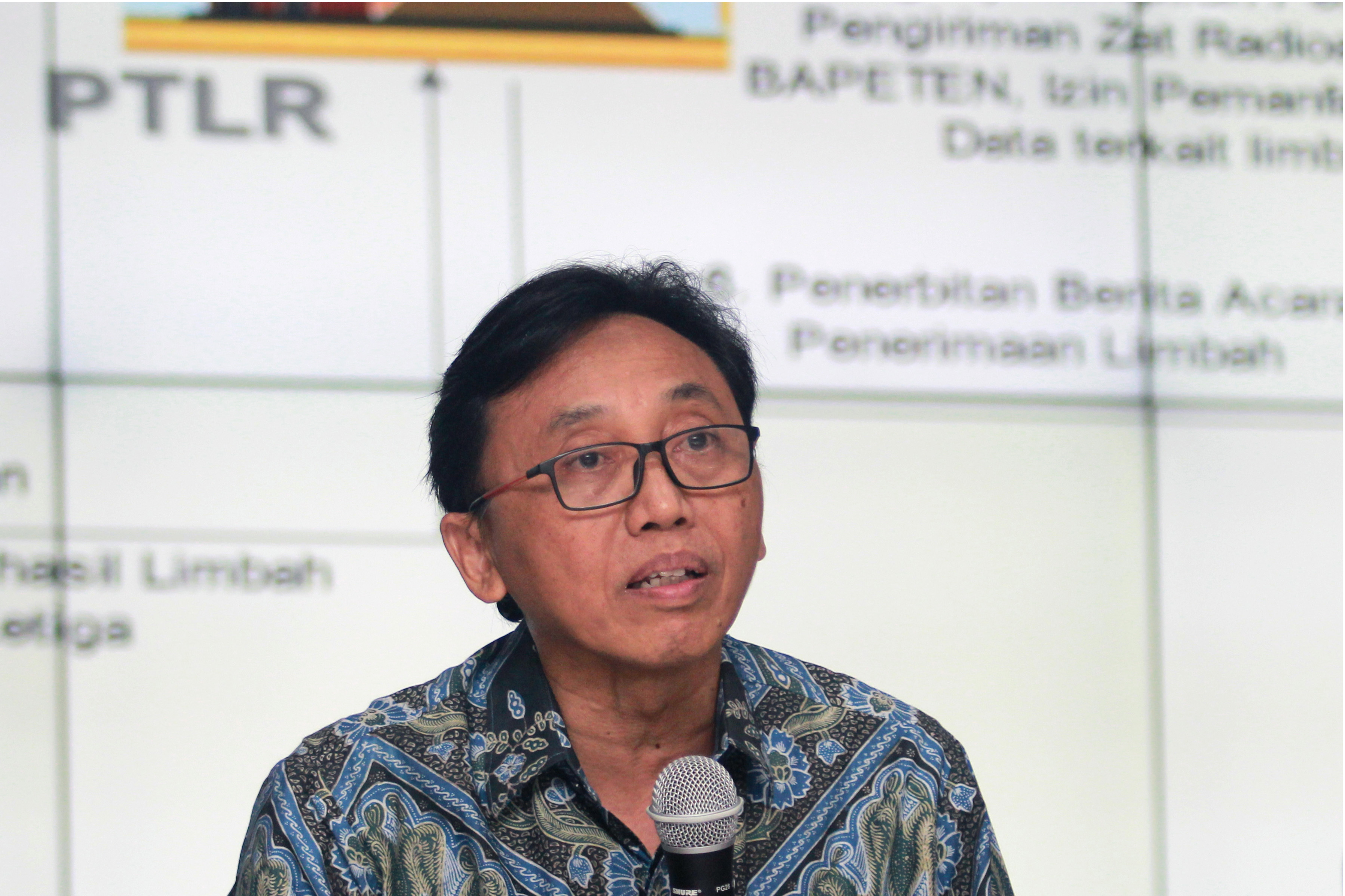 BATAN SERAHKAN PENEMUAN RADIOAKTIF KE POLISI.