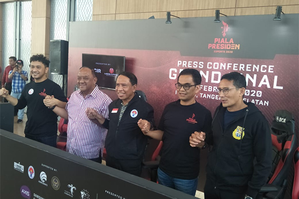PB eSports bersama Menpora dan Ketua KONI di Grand Final Piala Presiden eSports 2020