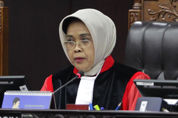 Hakim Konstitusi Enny Nurbaningsih 