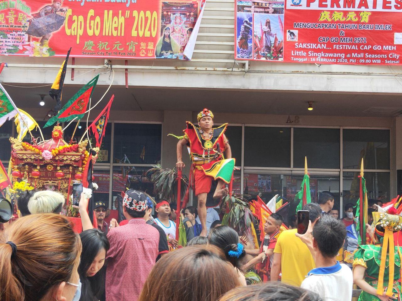 Trade Mall Seasons City, Jakarta menggelar Festival Cap Go Meh 2571 ‘The Little Singkawang', Minggu (16/2).