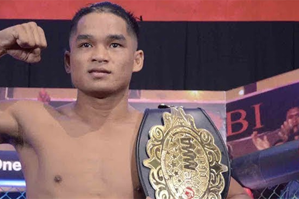  Jeka Saragih akan mempertahankan gelar juara kelas lightweight dengan menghadapi Angga di FN 36 ajang One Pride, Sabtu (15/2)