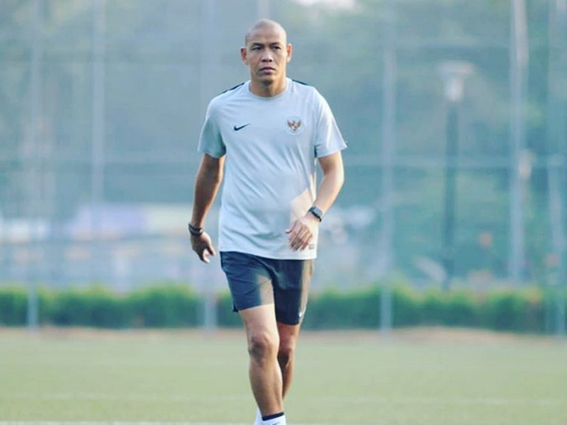 Asisten pelatih timnas U-19 Nova Arianto