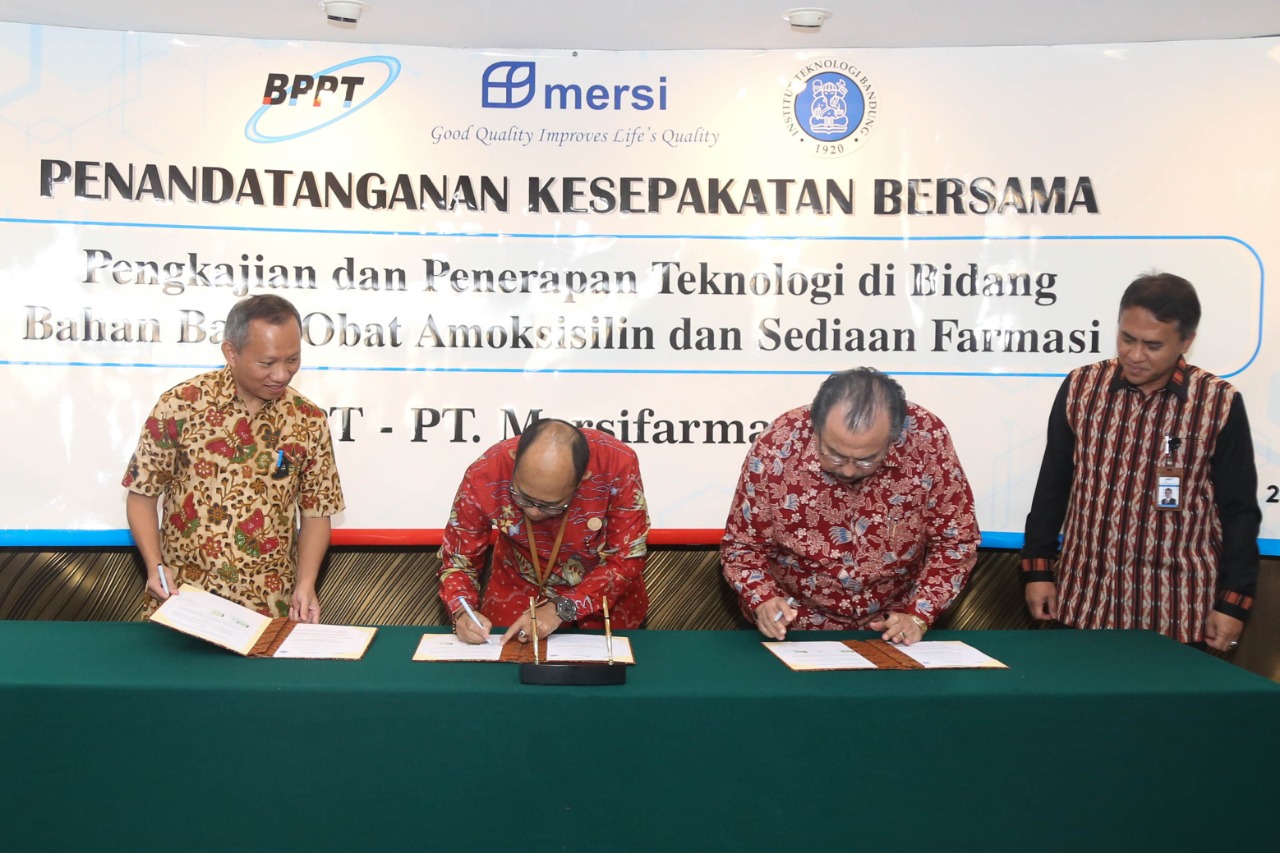 BPPT menandatangani MoU dengan PT Mersifarma Tirmaku Mergusana dan Sekolah Farmasi ITB untuk hilirisasi hasil riset antibiotik.