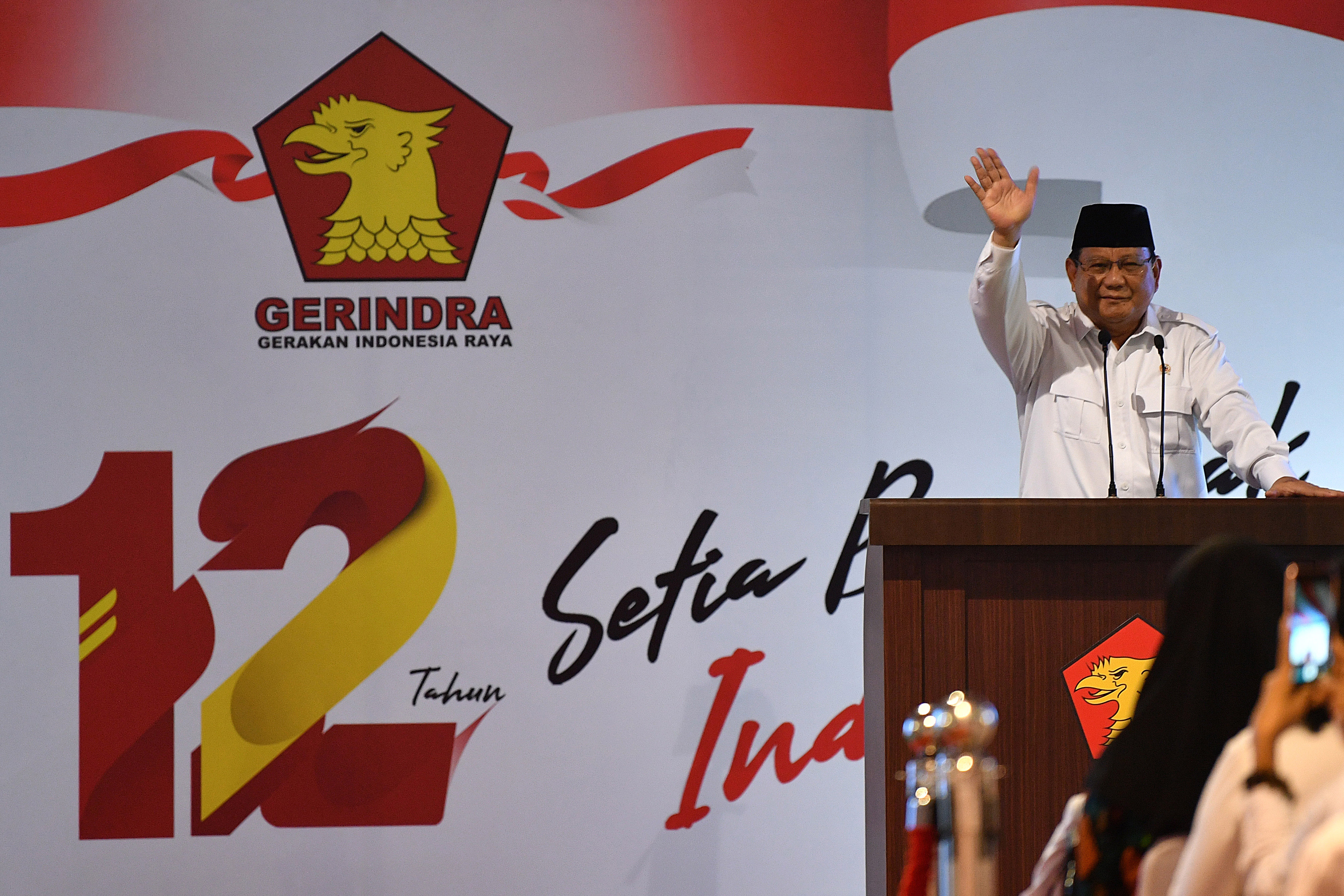 Ketua Dewan Pembina Partai Gerindra Prabowo Subianto menyampaikan pengarahan dalam peringatan HUT ke-12 Partai Gerindra.