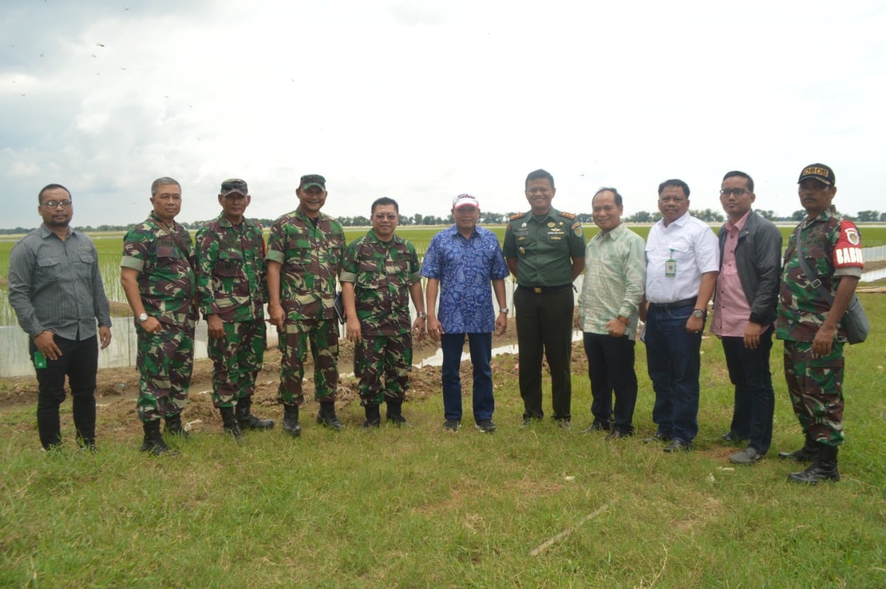  Acara sosialisasi kepada para petani di Wisma PT SHS Sukamandi-Ciasem, Kabupaten Subang, Jawa Barat, Kamis (13/2).