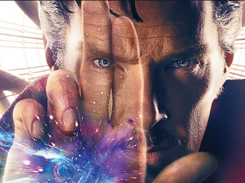 Sam Raimi akan menggantikan Scott Derrickson sebagai sutradara film 