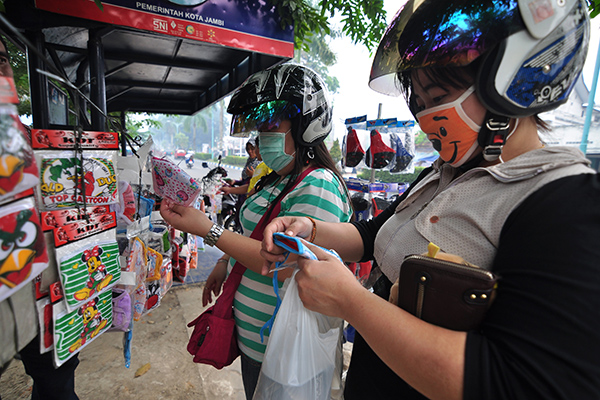 Penjualan Masker di Kota Baturaja Melonjak