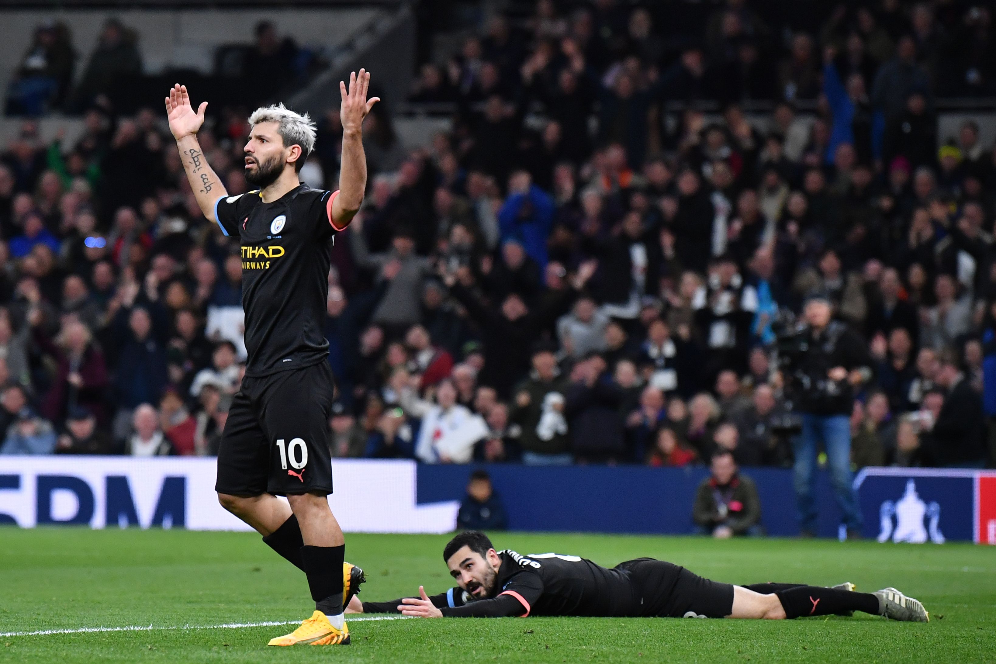 Manchester City siap menjamu West Ham  pada lanjutan Liga Primer Inggris, Minggu (9/2) pukul 23:30 WIB