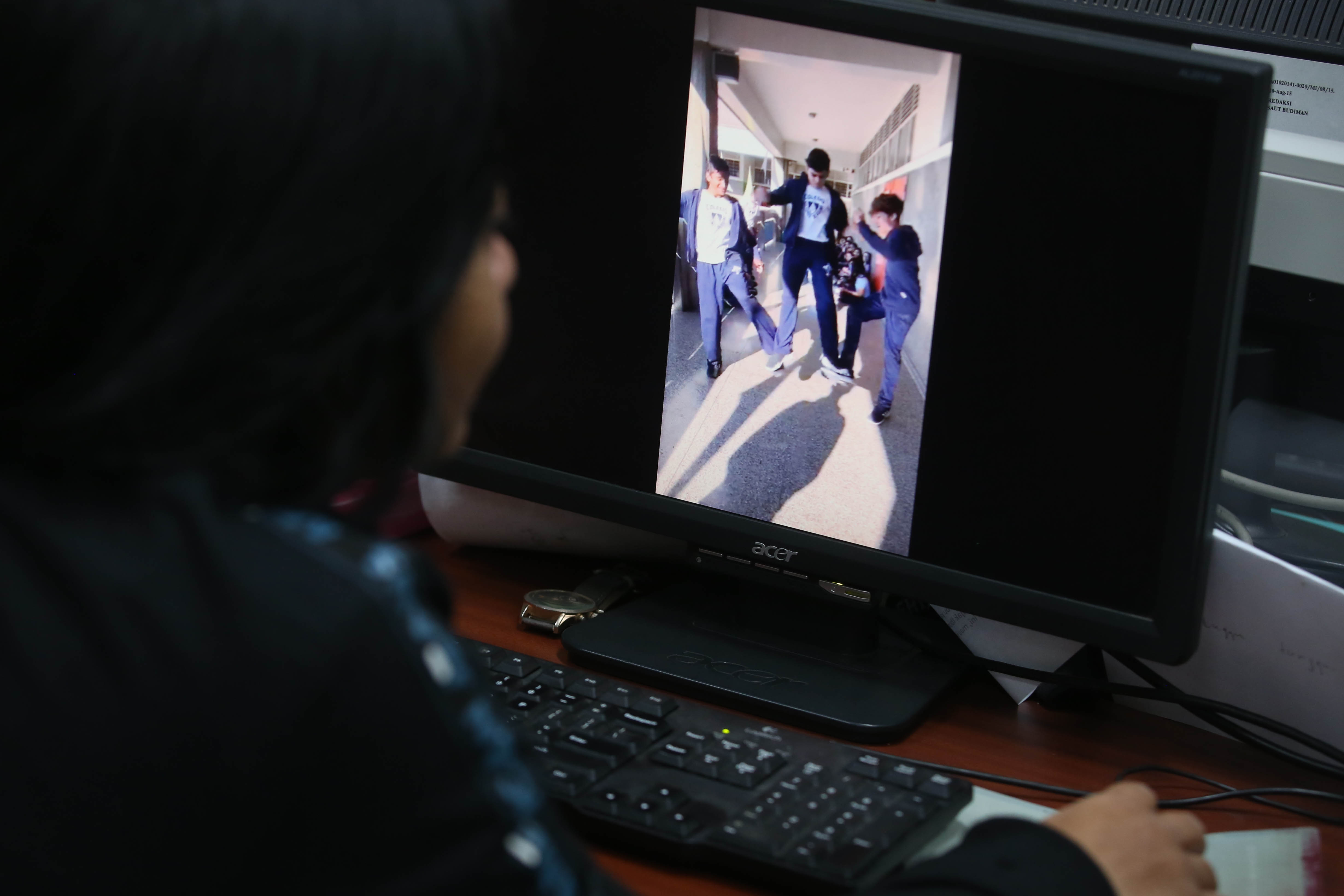 Tayangan skulbreaker challenge.